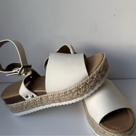 Soda Womens White & Brown Wedge Sandals Open Toe Ladies Summer Size:7.5 - Picture 1 of 5